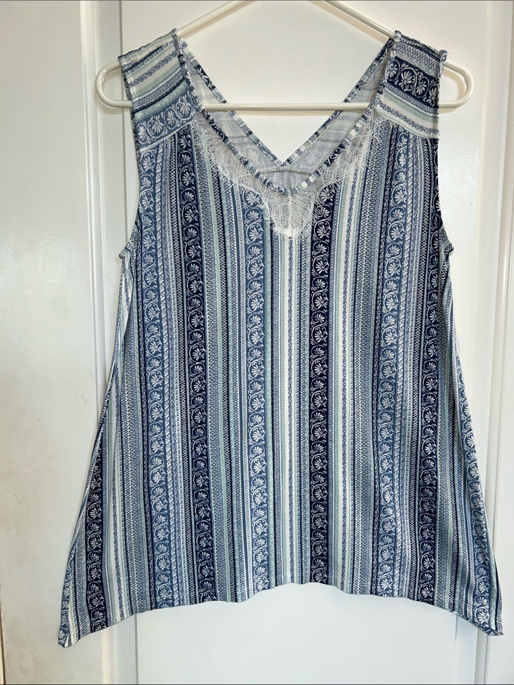 Blue and White Comfy Sleeveless Summer Top with Lace Detail